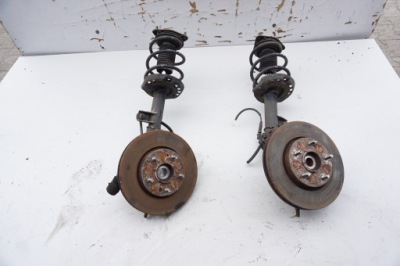 Поворотний кулак лівий перед kia ceed i 1 fl 1.6 crdi фото №1