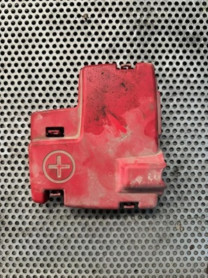 Защита крышка клеммы плюсовой renault master iii 8200463743 фото №1