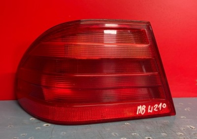 Лампа ліва задній задня mb mercedes-benz w210 фото №1