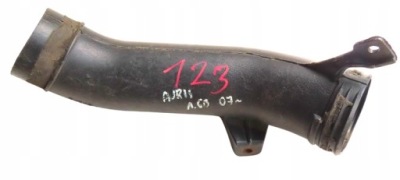 Труба впуску повітря toyota auris i 1.6 бензин 2006-2012 rok 17752-37030 фото №1