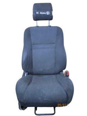 Сиденье правый перед toyota avensis фото №1