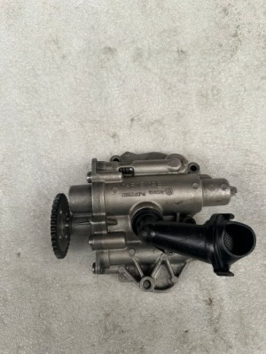 !насос масла vw audi 04e115109e! фото №1