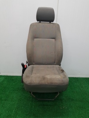 Сидіння водія volkswagen t5 фото №1