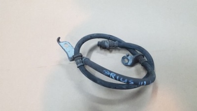 Toyota prius iii 09-15 шланг тормозной левый фото №1