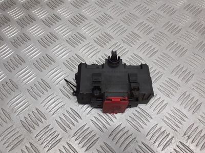 Запобіжник головний клема plus mercedes w203 фото №1