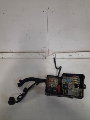 Коробка запобіжників ford cmax фото №1