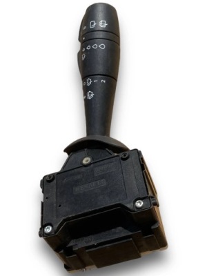 Переключатель света e1109576 duster dacia $j фото №1