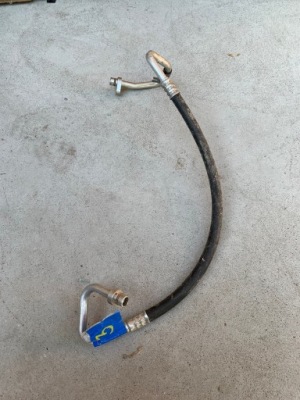 Трубка шланг кондиціонера megane iv 924902151r фото №1