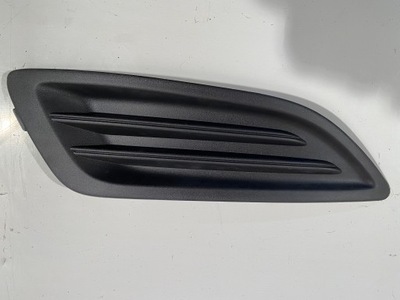 Ford fiesta mk7 решітка бампера права фото №1