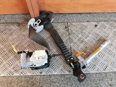 Pas правый перед hyundai ix35 uk 88820-2y200 фото №1