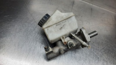 Насос гальмівна volvo xc90 8683272 фото №1