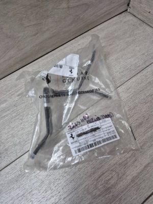 16643. ferrari 488 шланг turbo 334351 фото №1