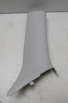 Захист обшивка стійка праве права jeep renegade 735579490 фото №1