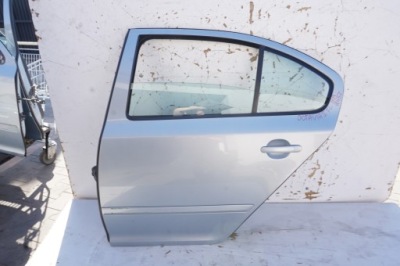 Двері лівий задня skoda octavia 2 ii 9452 hb фото №1
