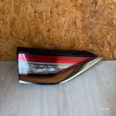 Лампа задняя правая крышки citroen ds3 crossback 9822181080 фото №1