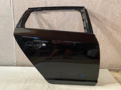 Volvo v60 kombi дверь правый задняя задние правое 10- фото №1