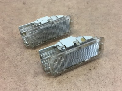 Citroen c4 ii 2010- лампа освітлення кабіни фото №1