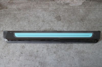Молдинг хром накладка порог правый перед audi q7 s-line 4m0853374b 2016- фото №1