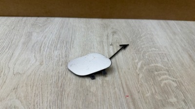 Заглушка защита фаркоп бампера перед opel corsa e 14r+ 13399230 jr75 фото №1