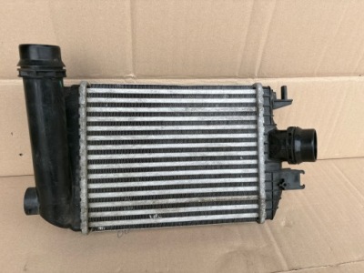 Радиатор интеркулер renault arkana 1.3 tce фото №1