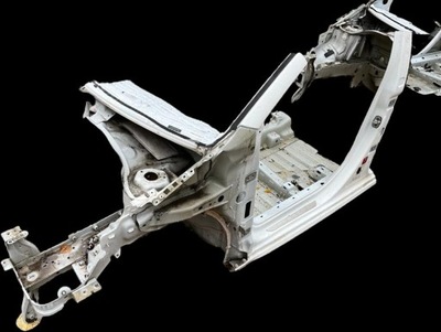 Четверть перед левая порог большая peugeot 208 i 12-19 5 дверь фото №1