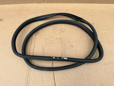 Kia proceed iii прокладка двері лівих задніх фото №1