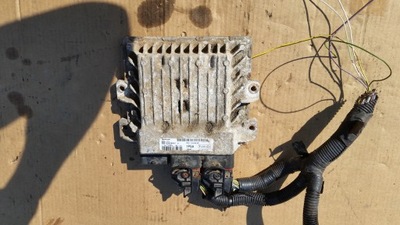 Transit custom 12- 2.2 tdci бортовий комп'ютер двигуна фото №1