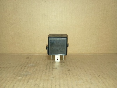 Реле 12v mercedes a0025421319 tyco v23134b52x336 фото №1