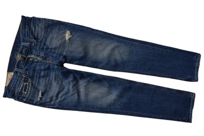 JEANSY HOLLISTER SKINNY 31/30 p 84