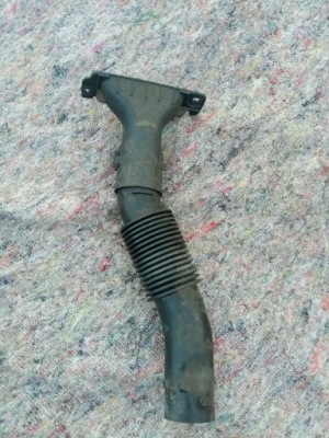 Citroen jumpy iii peugeot expert iii toyota proace ii труба ловець повітря фото №1