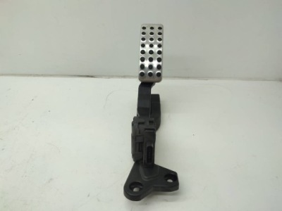 Педаль потенциометр газа mercedes w166 ml a1663000204 фото №1