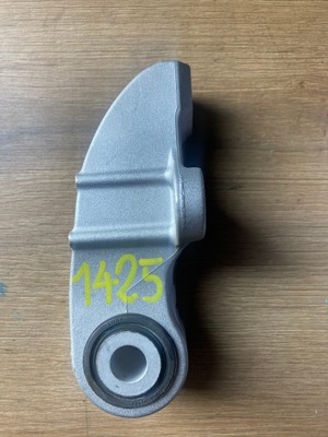 Toyota yaris iv кронштейн a1 фото №1