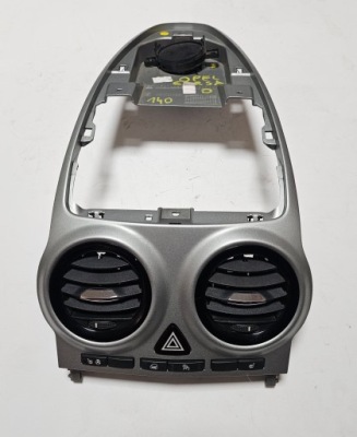 Решітка обдув середня opel corsa d 1.2 13204956 фото №1