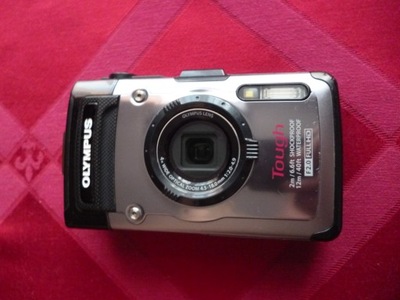 Olympus Tough TG-1 w bardzo dobrym stanie