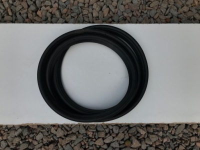 Bmw 8 g16 прокладка кришки багажника задня 2017- фото №1