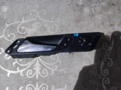 Vw jetta 6 vi ручка внутрішня ліва перед 5c7837113l фото №1