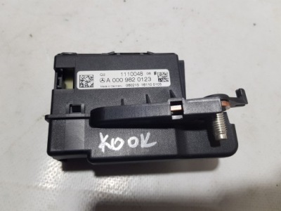 Запобіжник реле модуль запуск стоп mercedes ml gle w166 a0009820123 фото №1