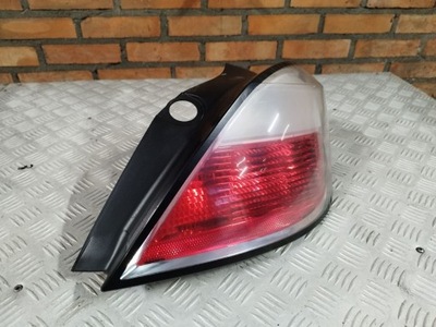 Лампа права задня opel astra h хетчбек 5d фото №1