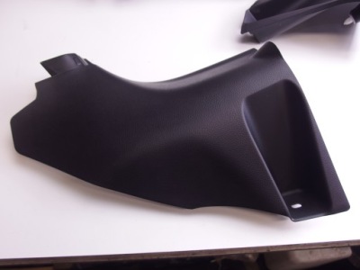 Toyota yaris cross рестайлінг  накладка поріг ліва лівий перед фото №1