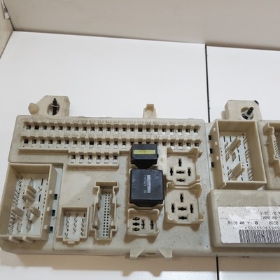 Коробка запобіжників ford c-max фото №1