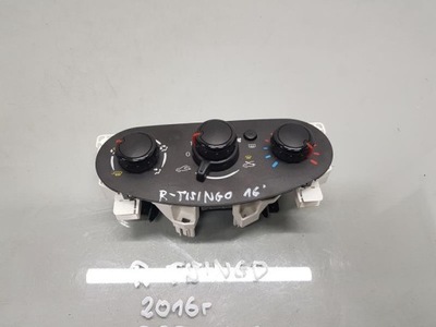 Панель керування обдув renault twingo iii фото №1