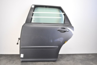 Volvo v50 дверь левый задняя задние kombi полный фото №1