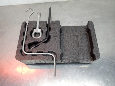 Набор инструментальный toyota corolla e15 фото №1