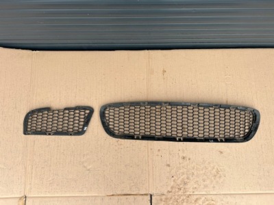 Решітка бампера права решітка радіатора bmw m5 f10 фото №1