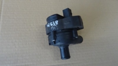 Mercedes vito w638 насос wody a2118350028 фото №1