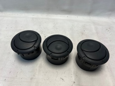 Dacia logan i решётка обдув 8200212480 фото №1