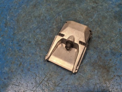 Citroen c3 iii lift 24r камера модуль радар асистент поперечина 9851572080 фото №1