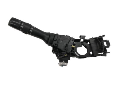 Avensis verso переключатель света поворотники рычаг фото №1