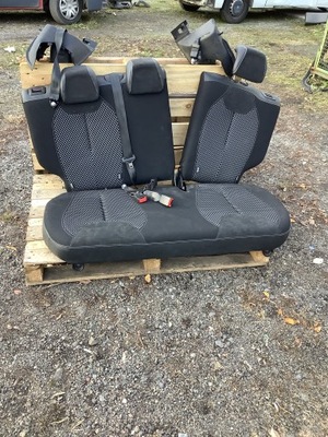 Citroen ds3 заднє сидіння ремені задня обшивки фото №1