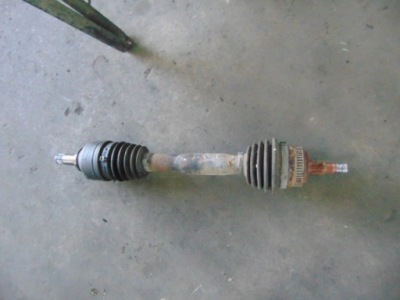 Mercedes a 160 приводной вал левая --- фото №1